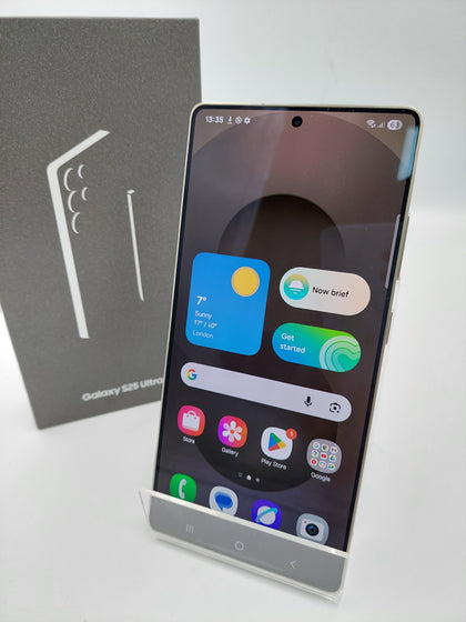 Samsung Galaxy S25 Ultra 256GB Titanium Grey, Unlocked A **OPENED IN STORE, WAS ORIGINALLY SEALED**