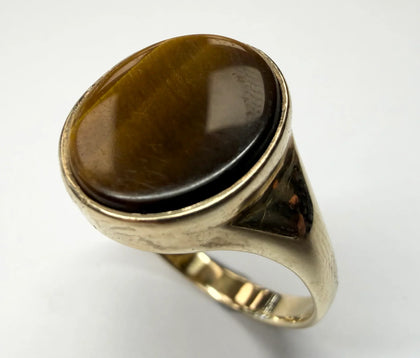 9ct yellow gold tigers eye signet ring size U