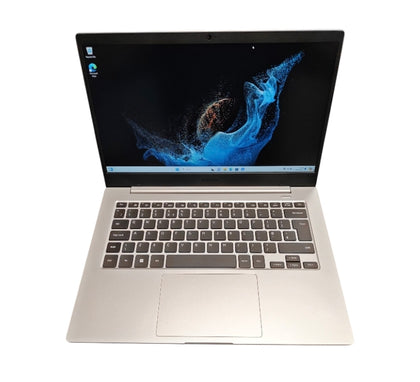 Samsung Galaxy Book2 Go 1TB Silver**Boxed**