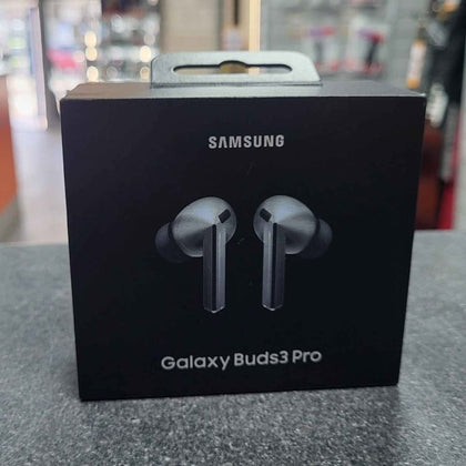 Samsung Galaxy Buds 3 Pro R630 - Silver. Boxed. Sealed