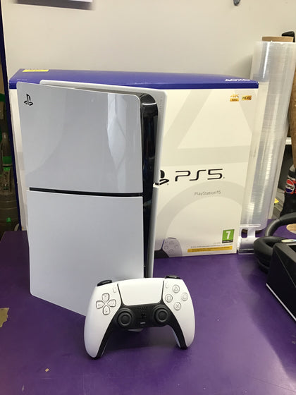 PS5 Slim Disc Edition