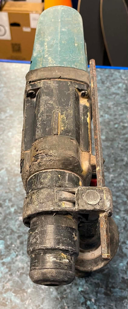 MAKITA HAMMER DRILL