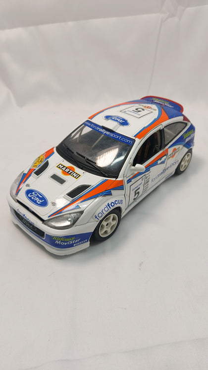 Burago Ford focus RS mk1 rally car 1:18 model
