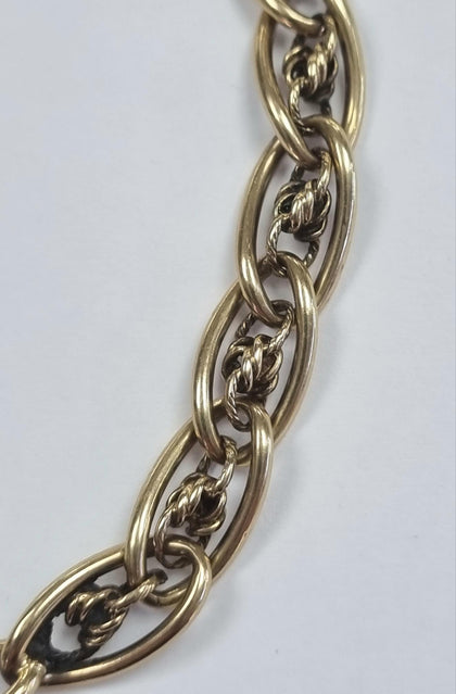 9ct Gold Bracelet 9 inches