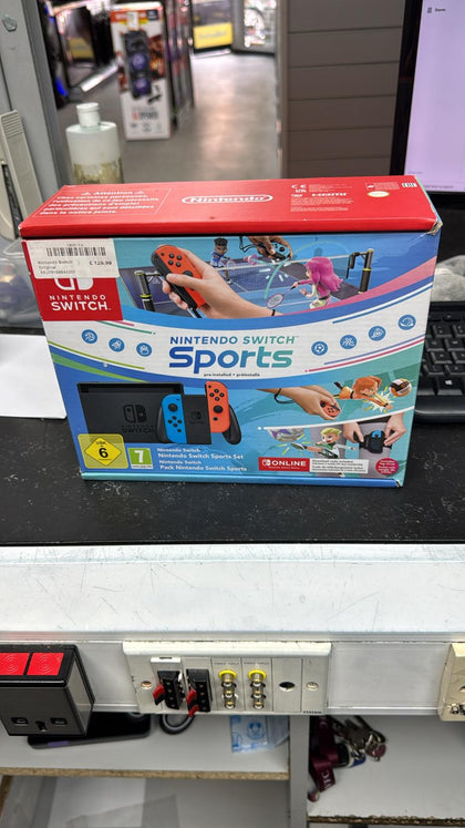 Nintendo Switch (Neon Red/Blue)