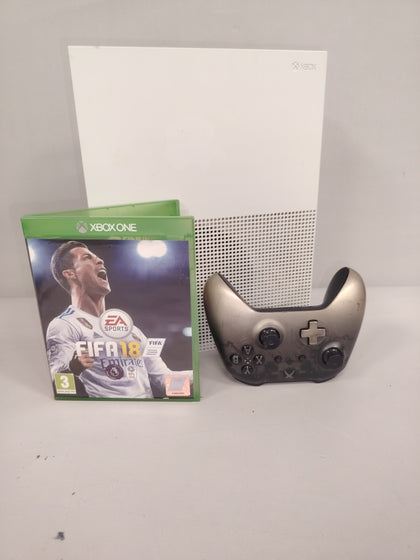 Xbox One S Console, 500GB, White, Fifa 18 package.
