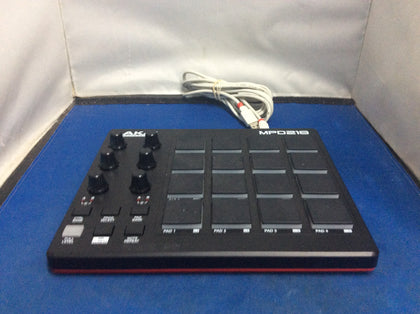 Akai Professional MPD218 USB Midi Pad Controller.