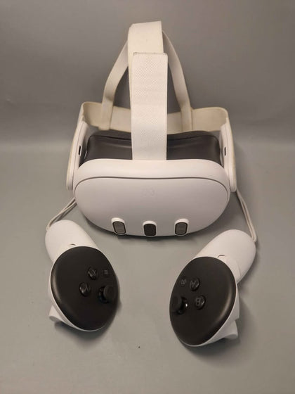 Meta Quest 3 VR Headset (With Controllers) - 128GB, with official carry case