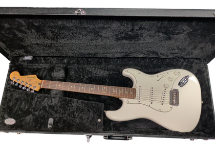 Fender Standard Stratocaster