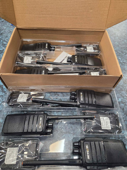 6 walkie talkies with charger bay
