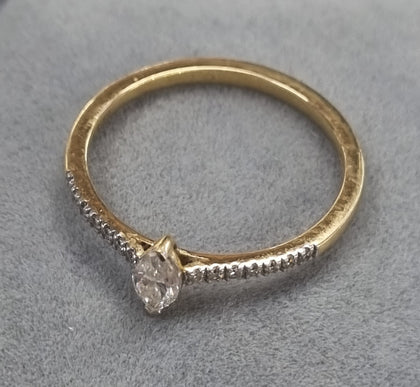 18ct gold diamond ring 0.34ct Q