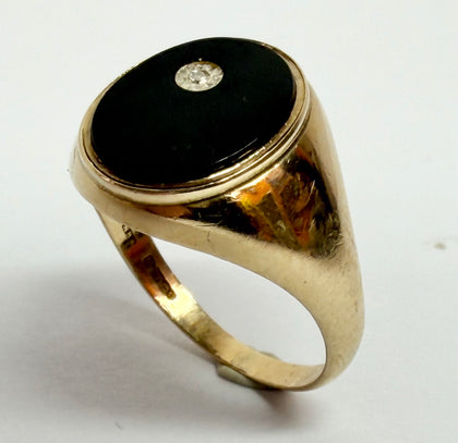 9ct gold signet onyx ring size P 1/2
