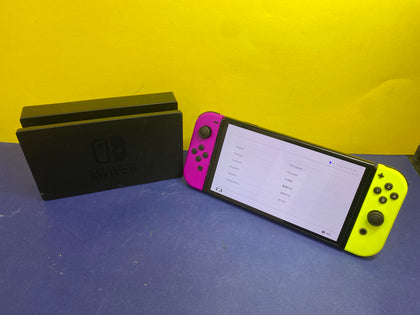 NINTENDO SWITCH OLED LEIGH STORE