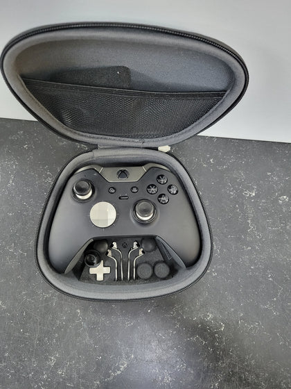 Official Xbox One Elite Series 1 Wireless Controller Pad With Case & All Parts.
