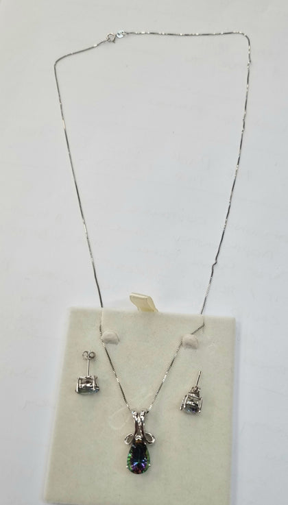 14ct White Gold Necklace/Earring Set Mystic Topaz