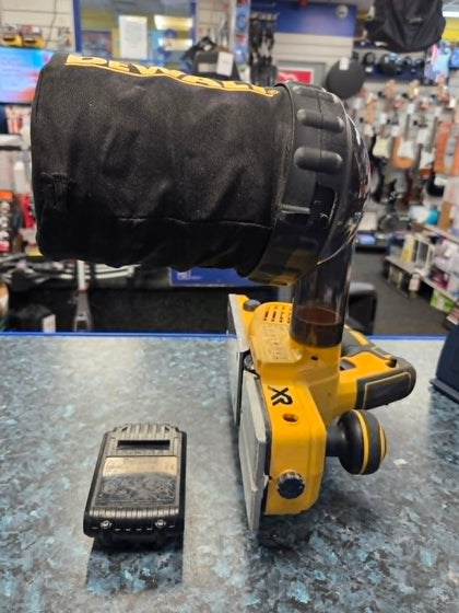 DEWALT PLANER WITH BATTERY