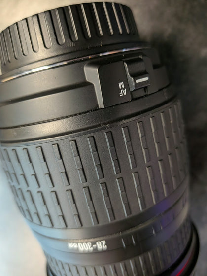 Sigma Aspherical IF 28-300m Lens - Unboxed