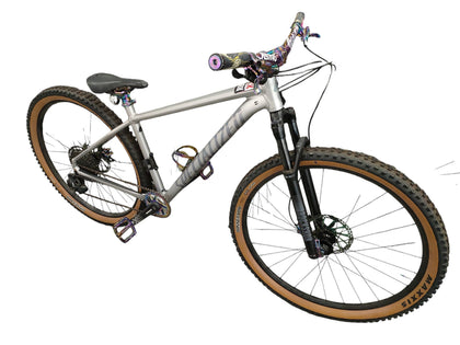 Specialized Rockhopper L Frame Mountain Bike *COLLECTION ONLY*