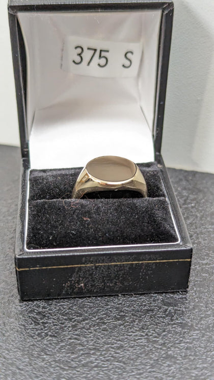 375 YELLOW GOLD, SIGNAL RING, SIZE: S, 5.22G, PRE OWNED, BOXED