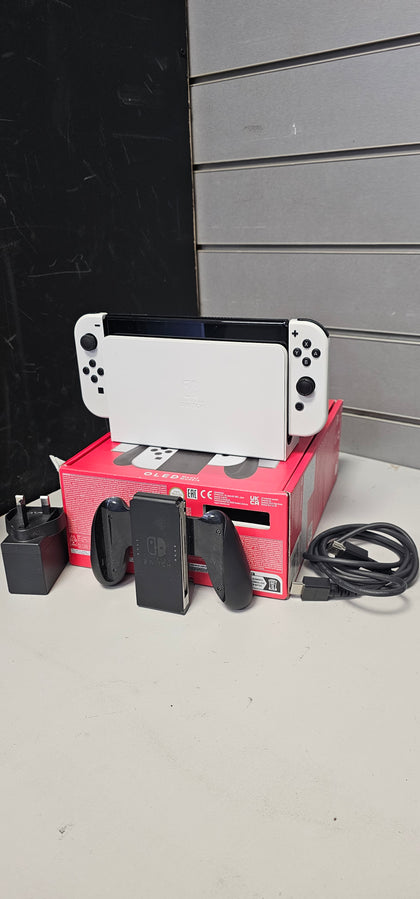 White Nintendo Switch OLED 64GB