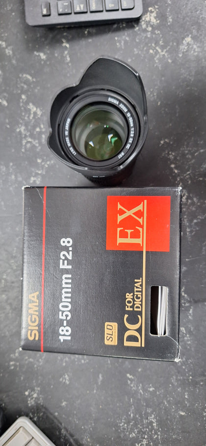 DX Sigma 18-50mm F3.5-5.6 DC HSM Zoom Lens Body Only Boxed