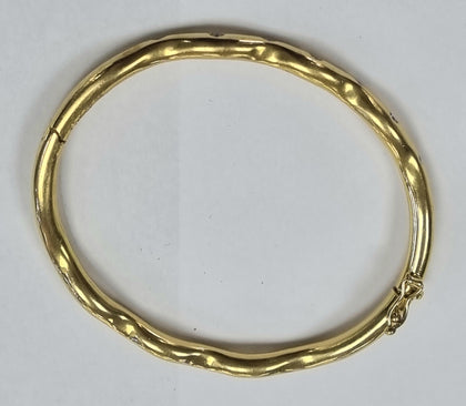 18ct Gold Bangle