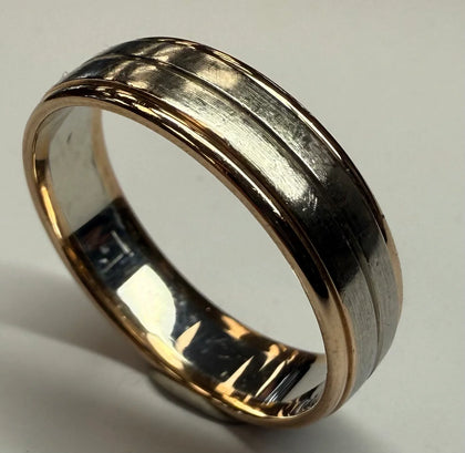9CT GOLD WEDDING BAND SIZE W