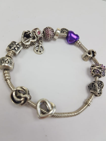 Pandora Bracelet 18cm with 11 Charms LEYLAND.