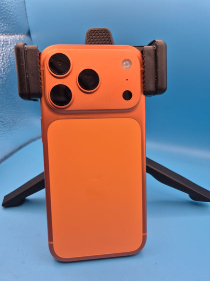 iPhone 17 Pro Cosmic Orange 256g