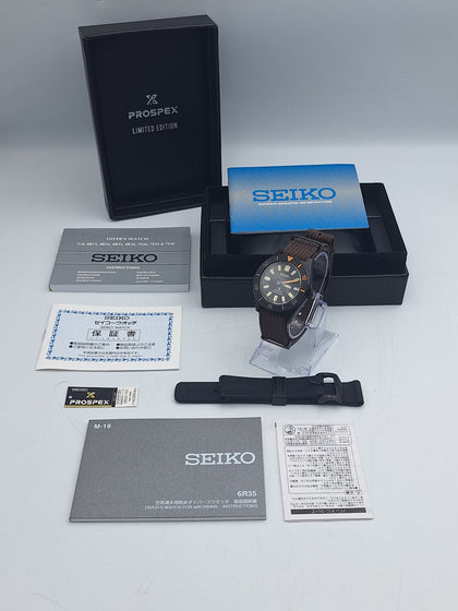 Seiko prospex SPB253JI special edition mens japanese import automatic watch with box, papers and extra seiko rubber strap