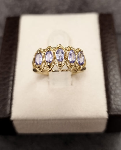 9ct Yellow Gold & Marquise Cut Lilac Stones Ring Size - M