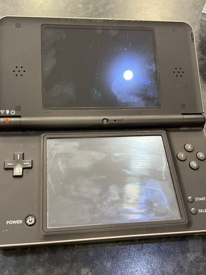 Nintendo DSi XL + Games