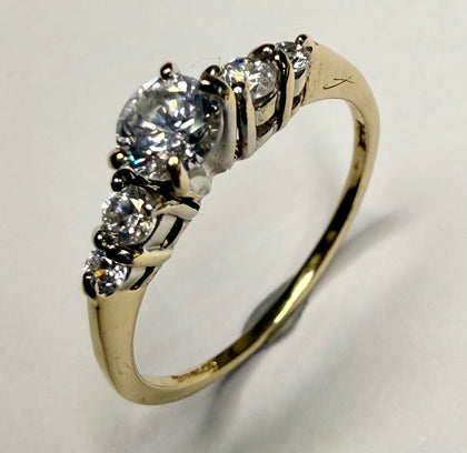 14ct Gold Ring with Clear Stones Size N 1/2