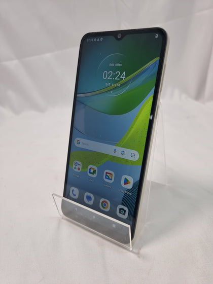 Motorola e13 smartphone white 64GB unlocked unboxed