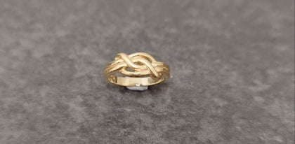 9ct Gold 2.45g Plain Knot Ring  – Size F