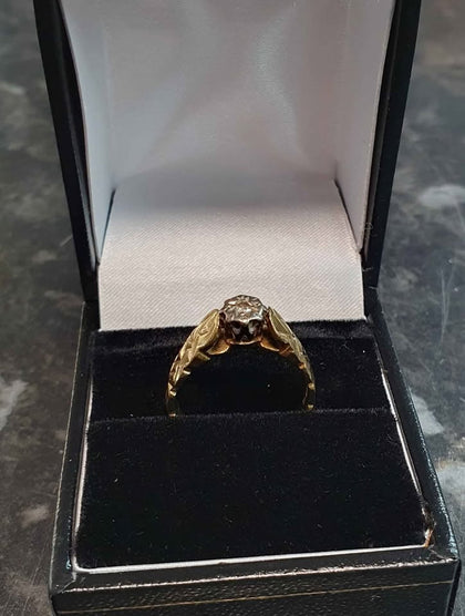 18CT Yellow Gold Ring With Clear Stone - 4.7g - Size N