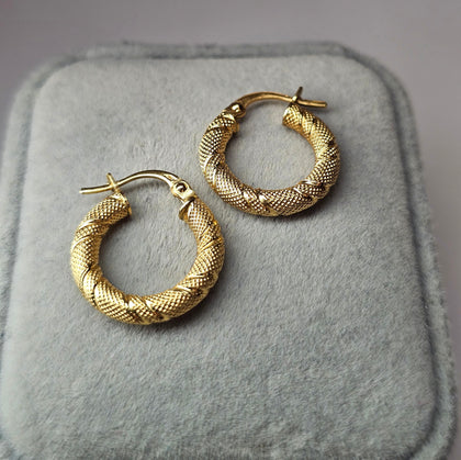 18ct Gold Hoop Earrings