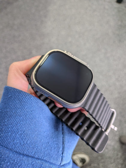Apple Watch Ultra 1st Gen 89% 49mm with Strap