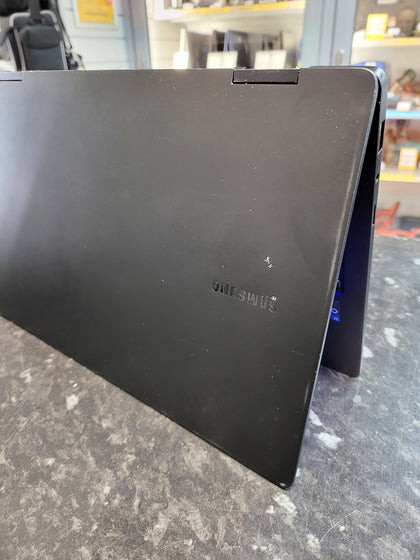 Samsung Galaxy Book3 Pro360 - i5-1340P - 8GB RAM - 256GB SSD - 16