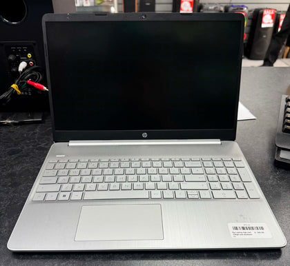 HP Laptop - 4GB RAM - 128GB SSD - Windows 10 -