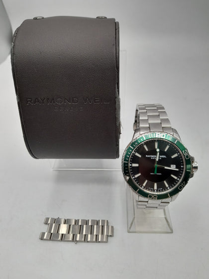Raymond Weil Tango Green Bezel Men's Watch 8260-ST7-20001