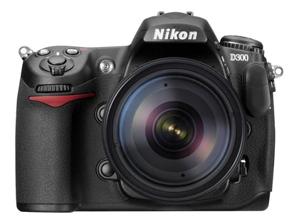 Nikon D300 DSLR 12.3MP Body & 18-70mm AF-S Nikkor Lens **READ DESCRIPTION**