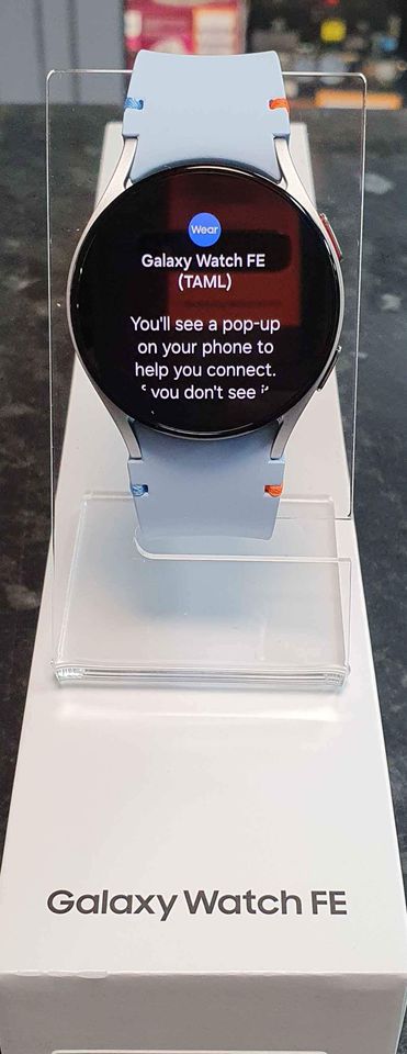 Samsung Galaxy Watch FE, Bluetooth, 40mm, Aluminium with Silicone Strap, Silver