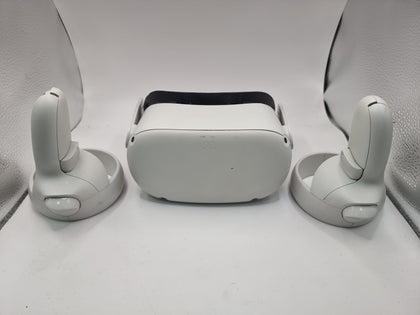 Meta Oculus Quest 2 VR Headset Boxed 2 Controllers 64GB Storage Memory Virtual Reality