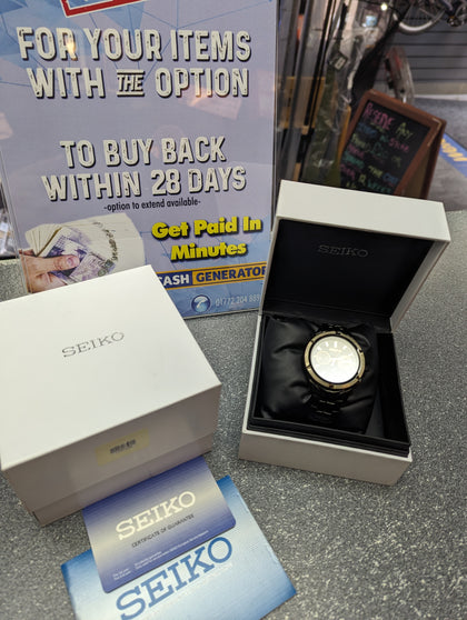 SEIKO COUTURA CHRONOGRAPH WATCH BOXED WITH SPARE LINKS AND BOOKLET PRESTON STORE.