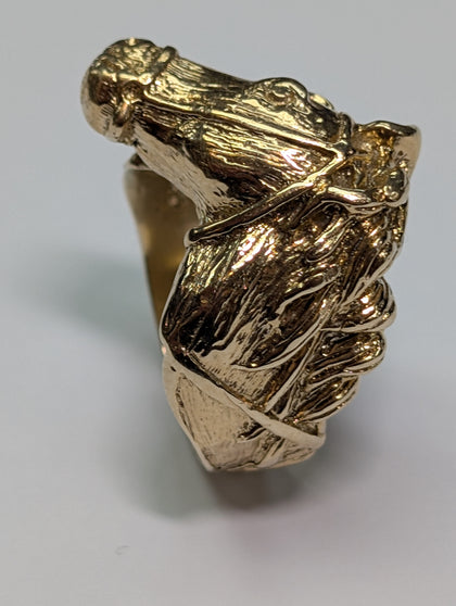 9CT Gold Horse Ring Size V 1/2