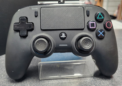 Playstation 4 Console - 500GB - Black - Wired pad