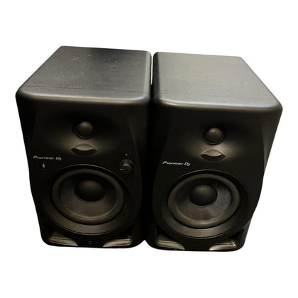 Pioneer DJ DM-40D BT Speakers