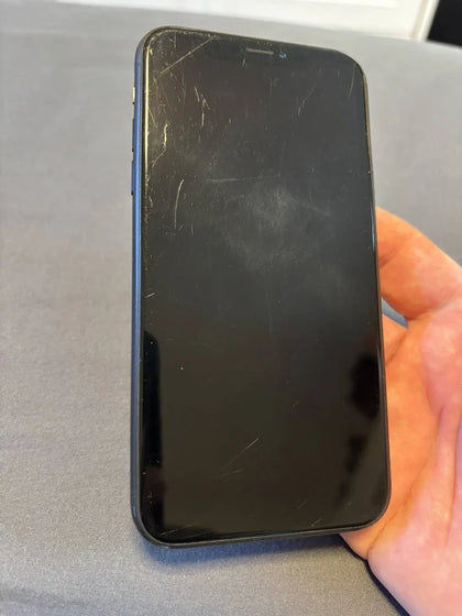 Apple Iphone Xr 64gb Black 82% battery health