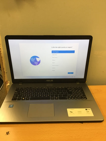 Asus Vivobook 17